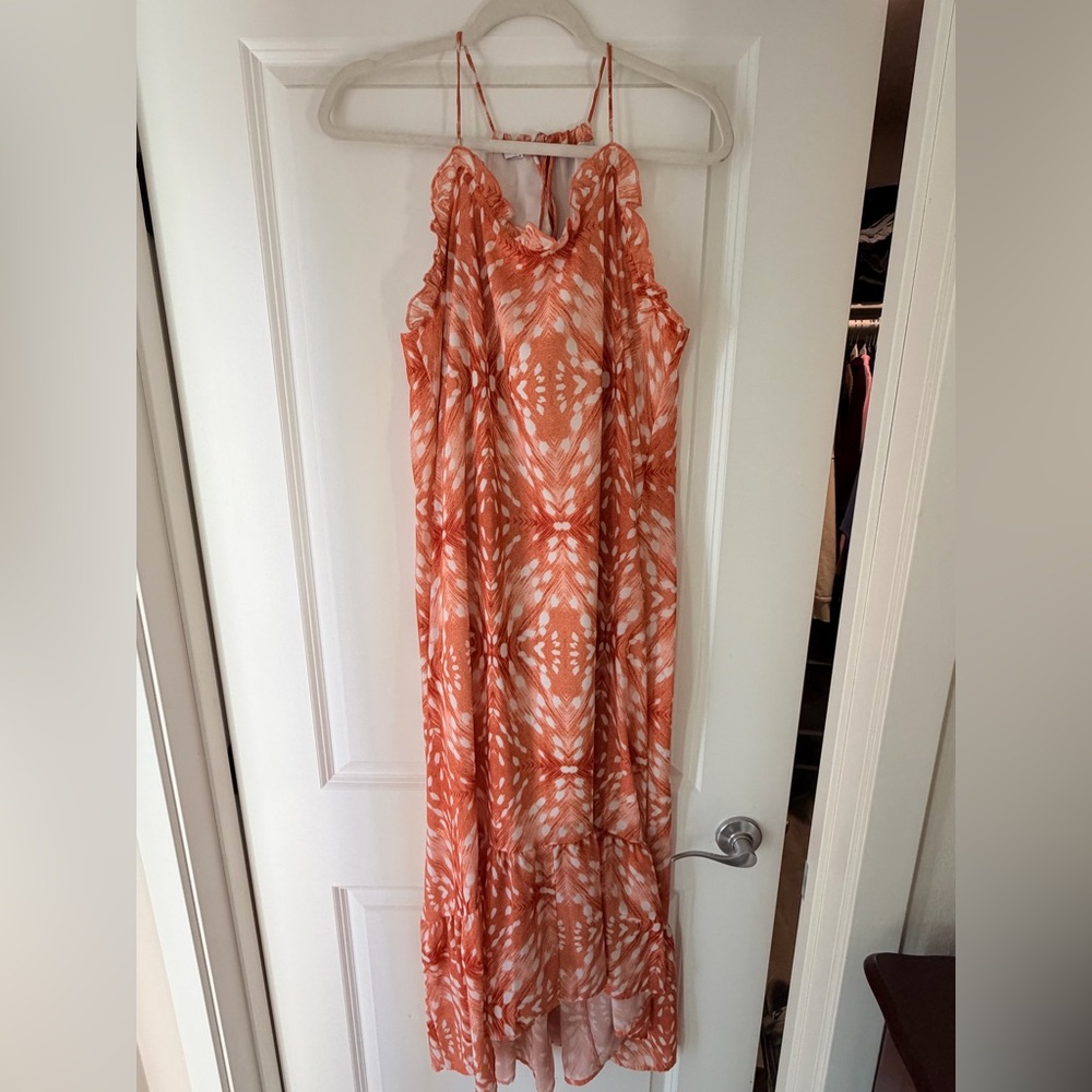 Elegant Orange Patterned Maxi Dress